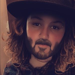 Meet your Posher, Shea